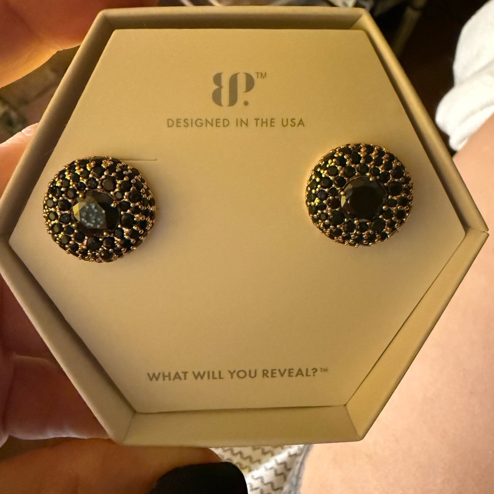 Black and Gold Starburst Earrings